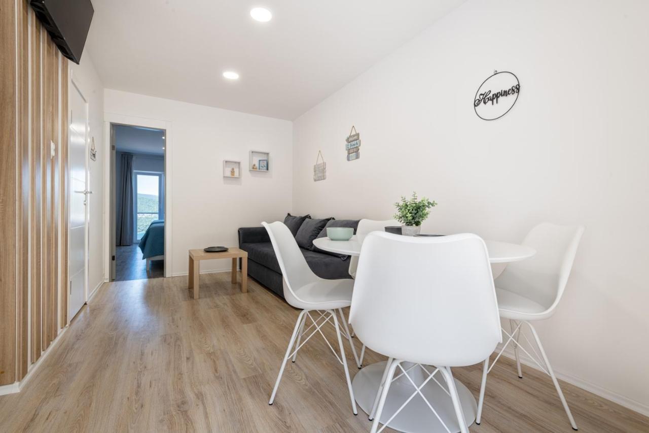 Apartments Malalu 네움 외부 사진
