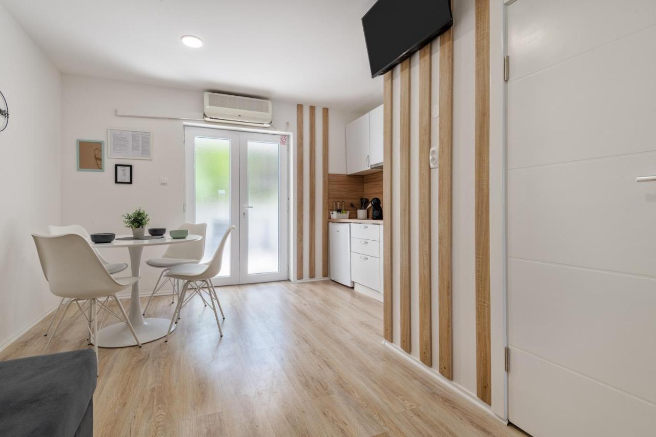 Apartments Malalu 네움 외부 사진