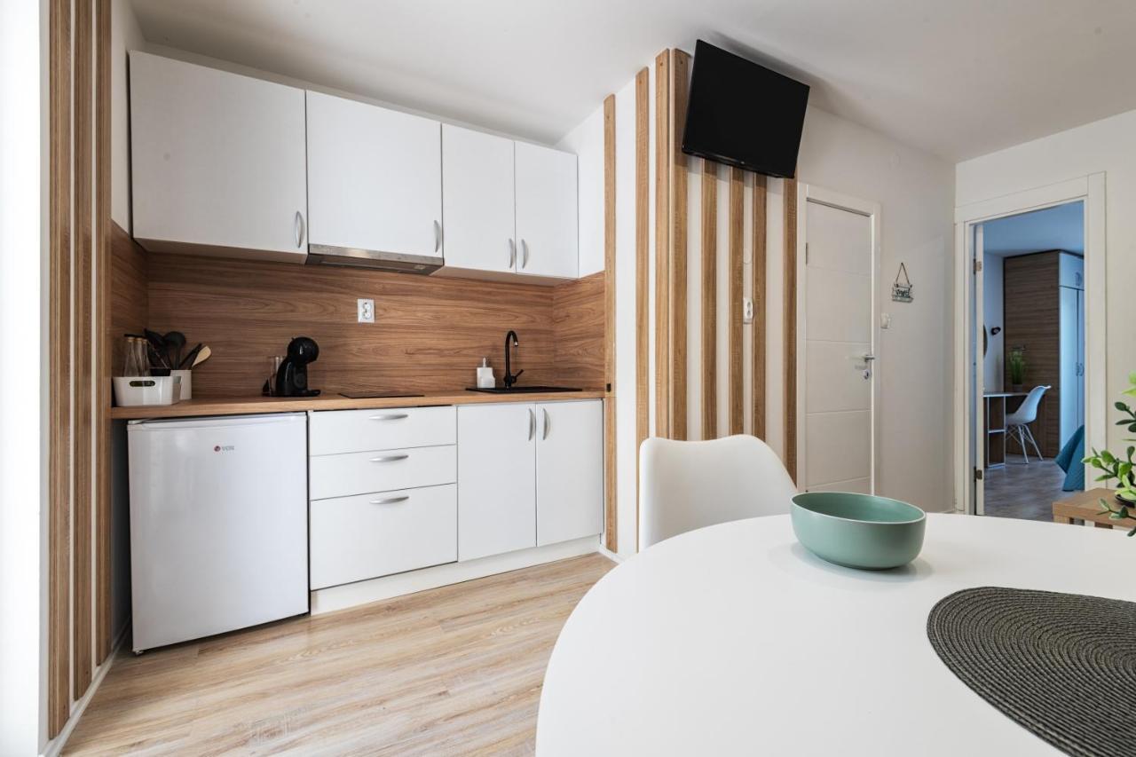 Apartments Malalu 네움 외부 사진